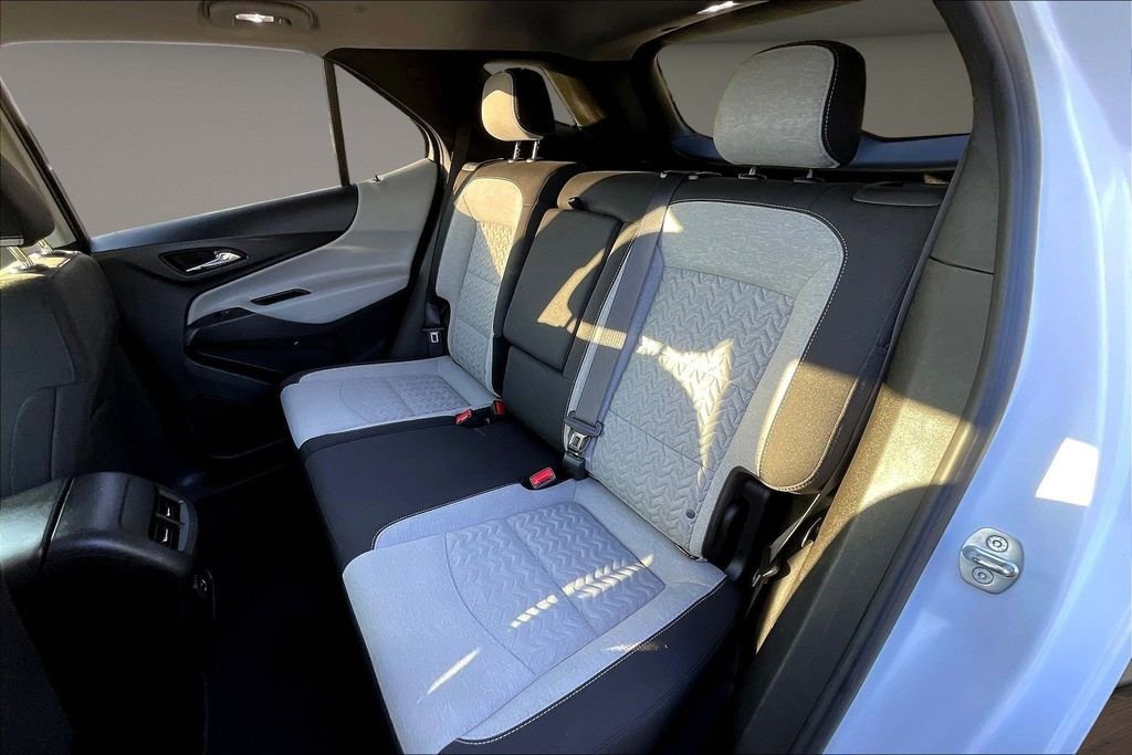 Used 2022 White Chevrolet LS image 26