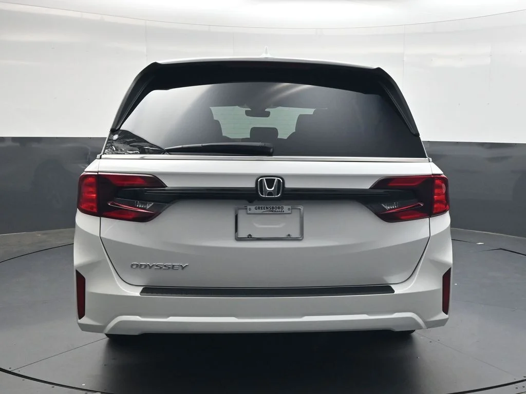 New 2026 Platinum White Pearl Honda EX-L image 5