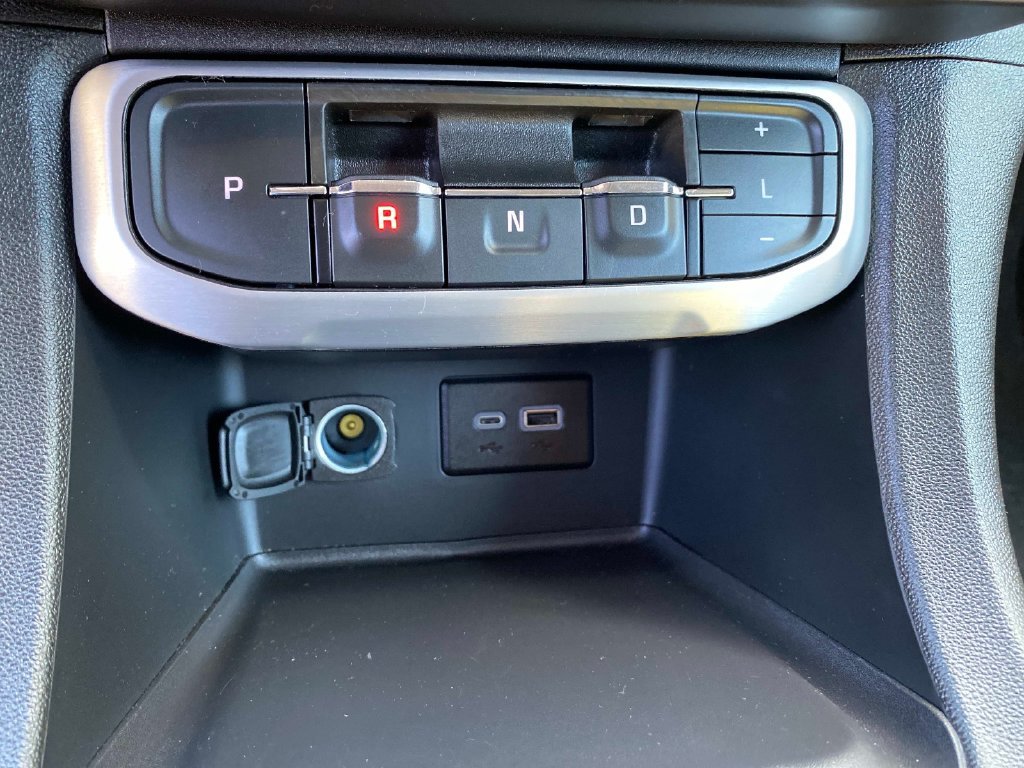 Used 2023 Silver GMC SLE image 17
