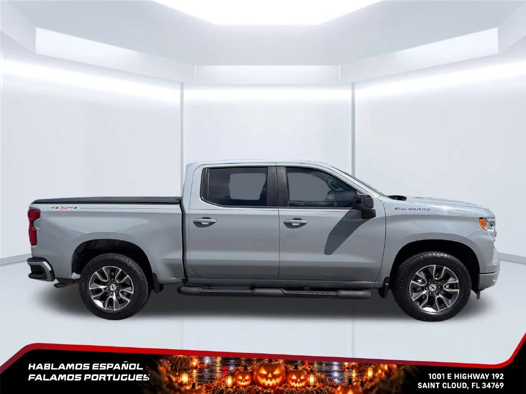 Used 2024 Slate Gray Metallic Chevrolet RST image 6