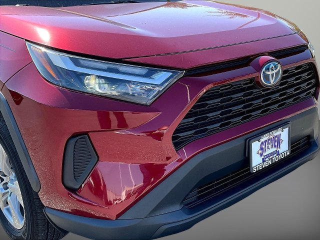Used 2022 Red Toyota XLE image 38