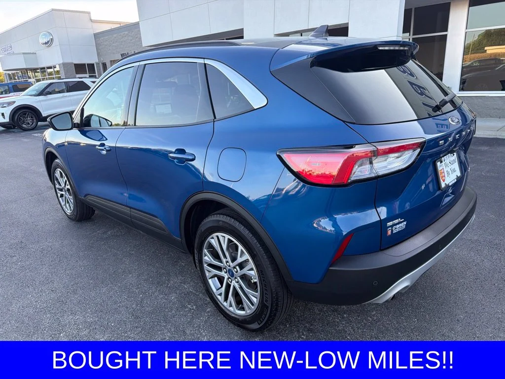 Used 2022 Blue Metallic Ford SEL image 2
