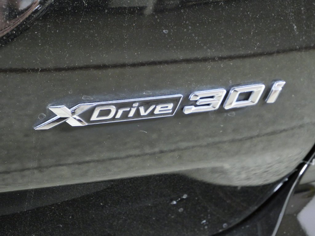 Certified Used 2024 Jet Black BMW xDrive30i image 14