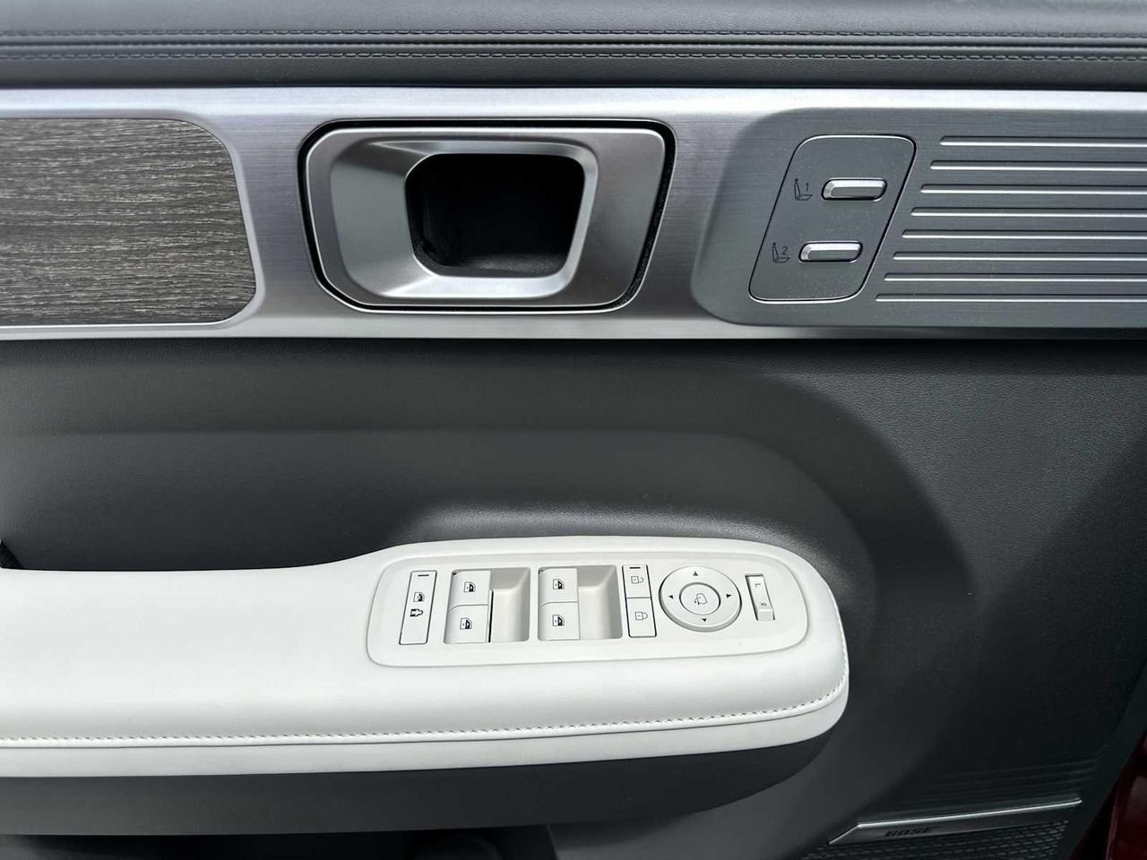 2025 Hyundai Santa Fe Calligraphy - Photo 8