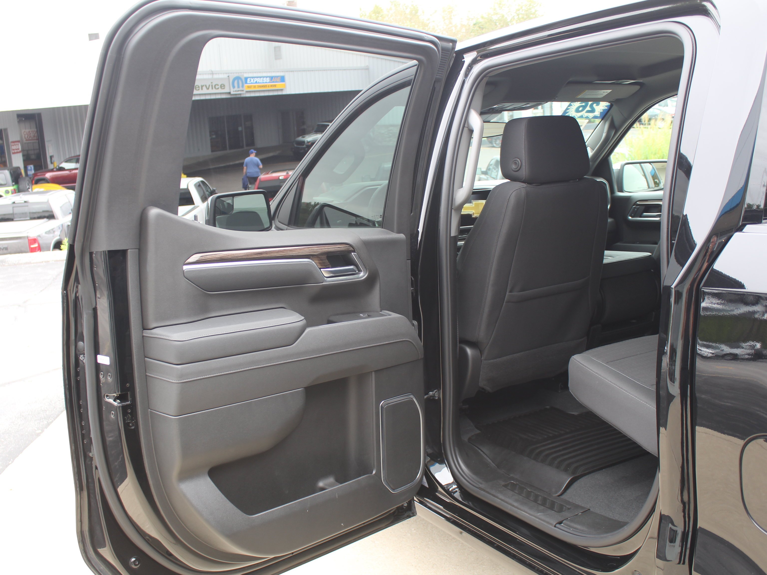 2026 Chevrolet Silverado 1500 LT - Photo 20