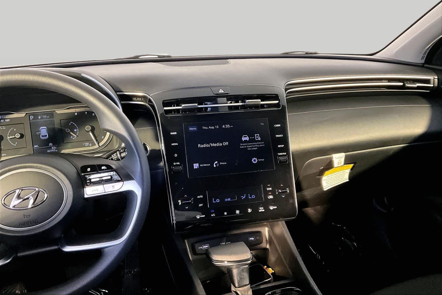 Used 2024 Hampton Gray Hyundai SEL image 7