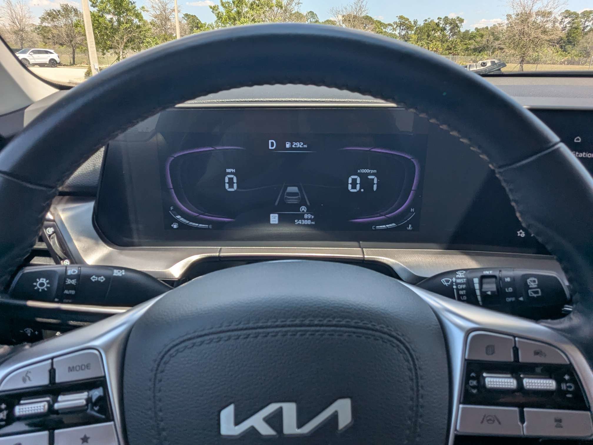 Certified Used 2025 Everlasting Silver Kia S image 39