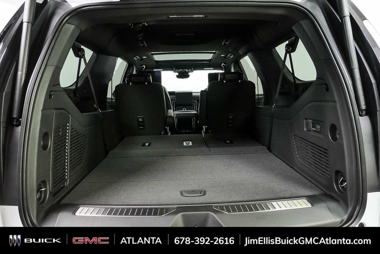 New 2026 Summit White GMC AT4 Ultimate image 33