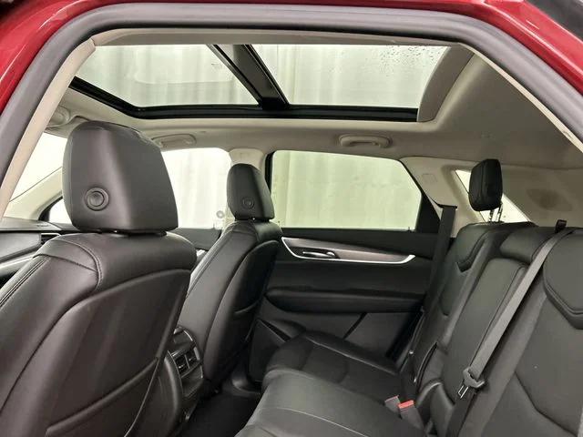 Used 2019 Red Cadillac Luxury image 27