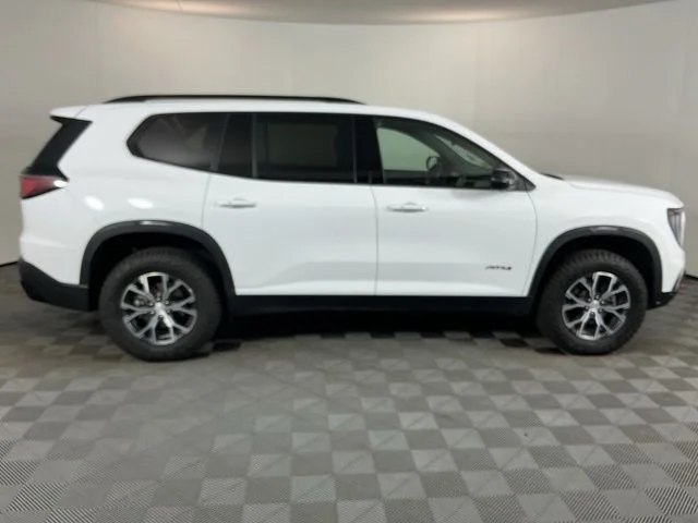 Used 2025 White GMC AT4 image 4