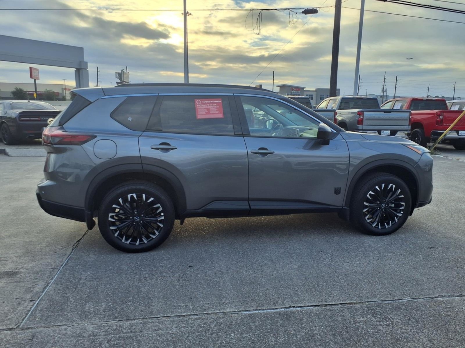 2026 Nissan Rogue photo 10 of 28