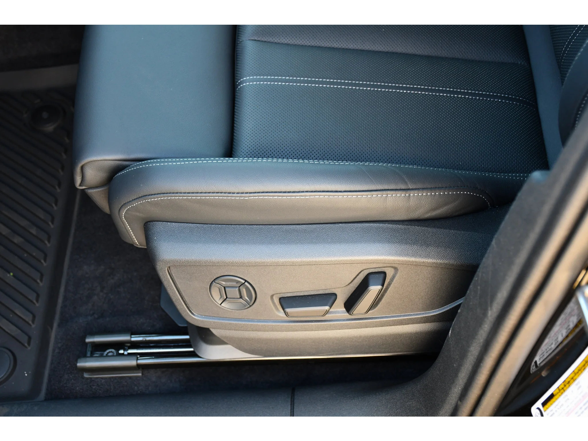New 2026 Mythos Black Metallic Audi Premium Plus image 33