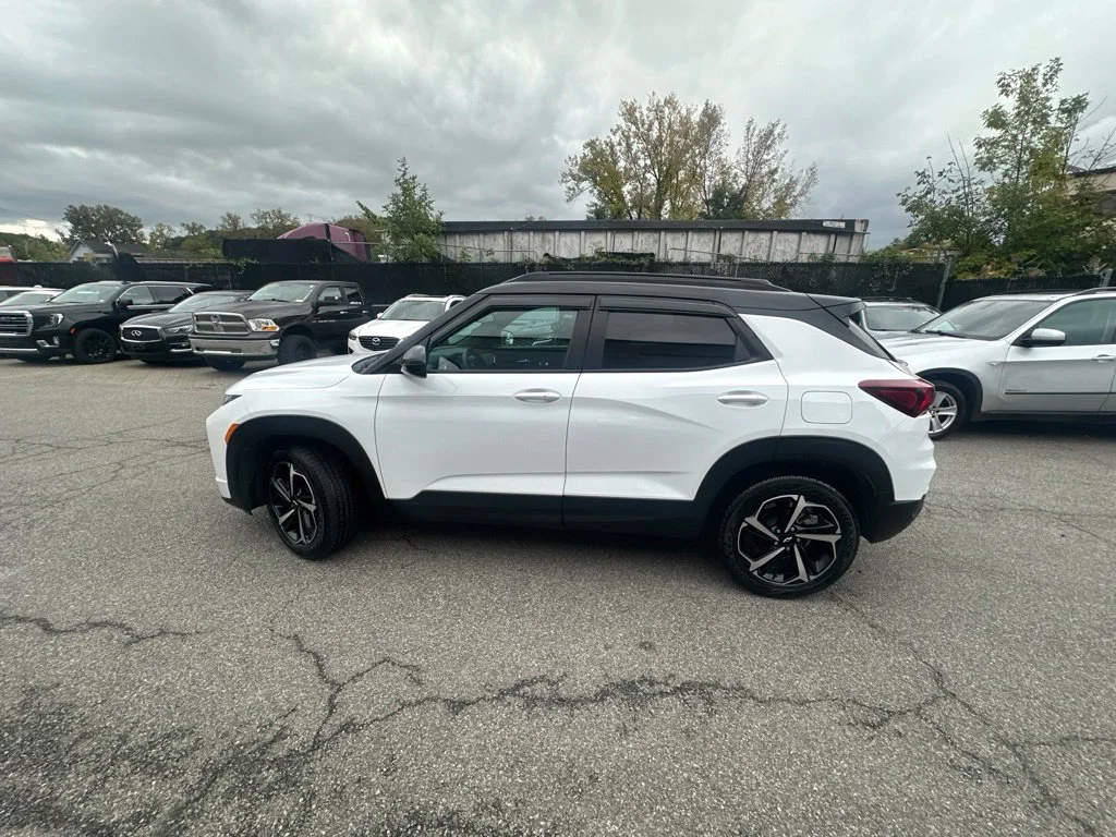 Used 2023 White Chevrolet RS image 3