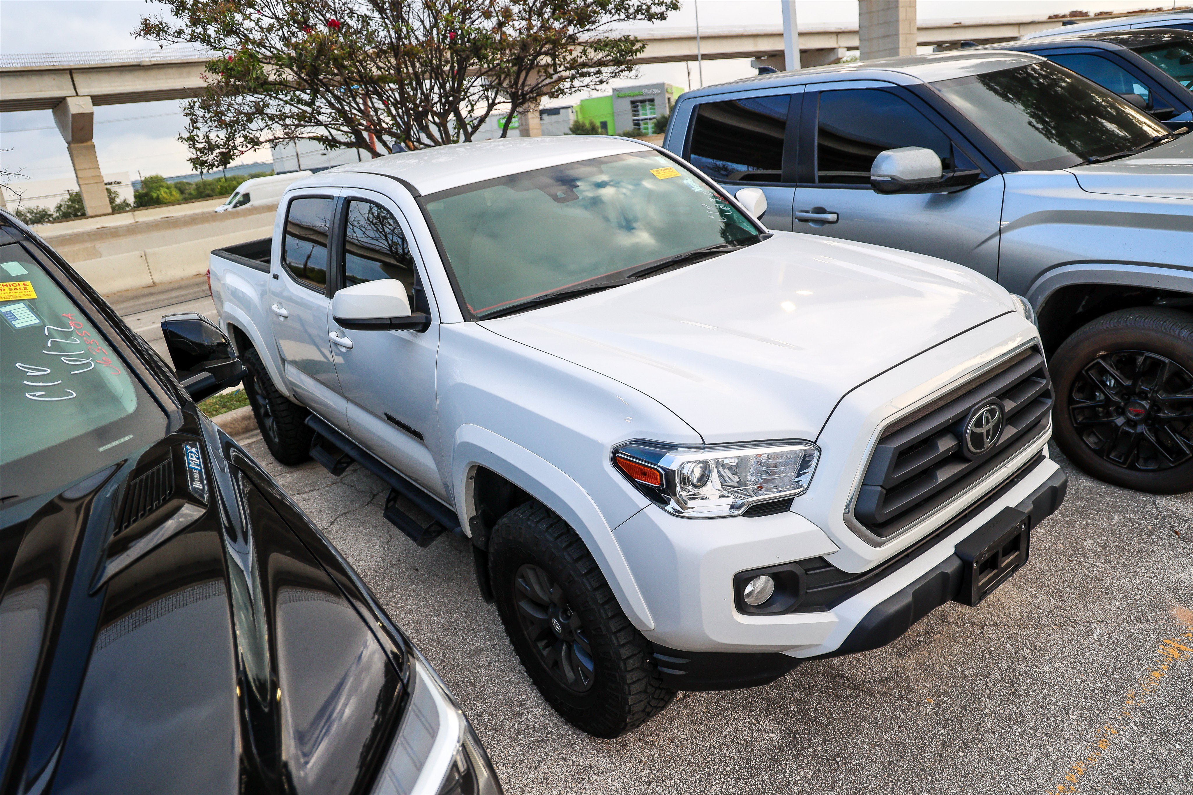 Used 2023 ICE CAP Toyota SR5 image 6