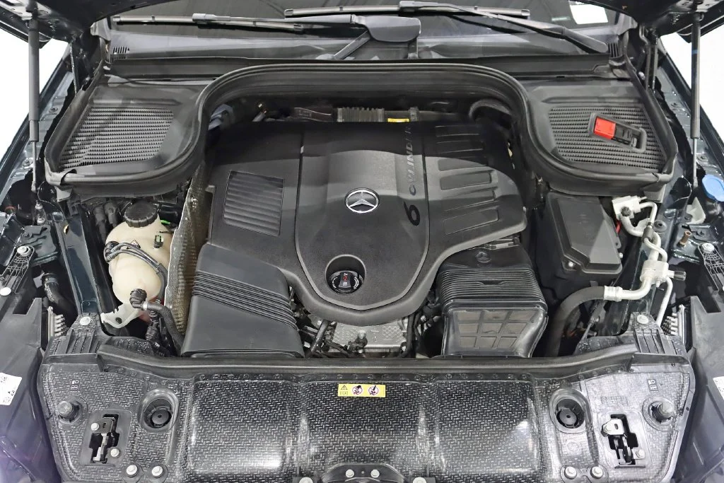 Used 2022 Green Mercedes-Benz GLS 450 image 40