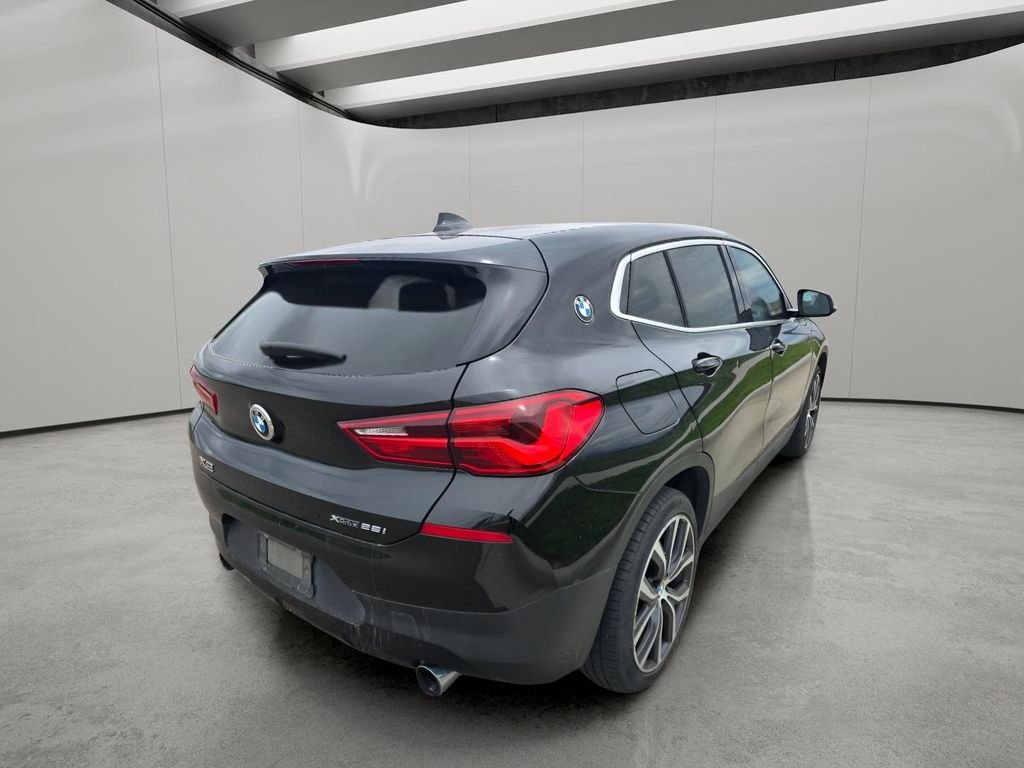 Used 2018 Black Sapphire Metallic BMW xDrive28i image 5