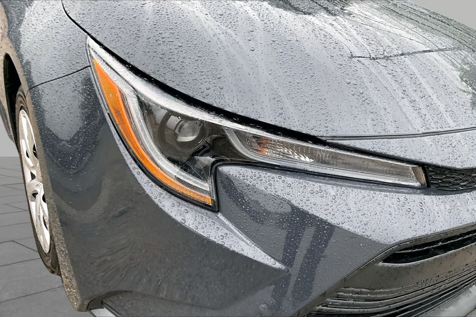 Used 2024 Underground Toyota LE image 27