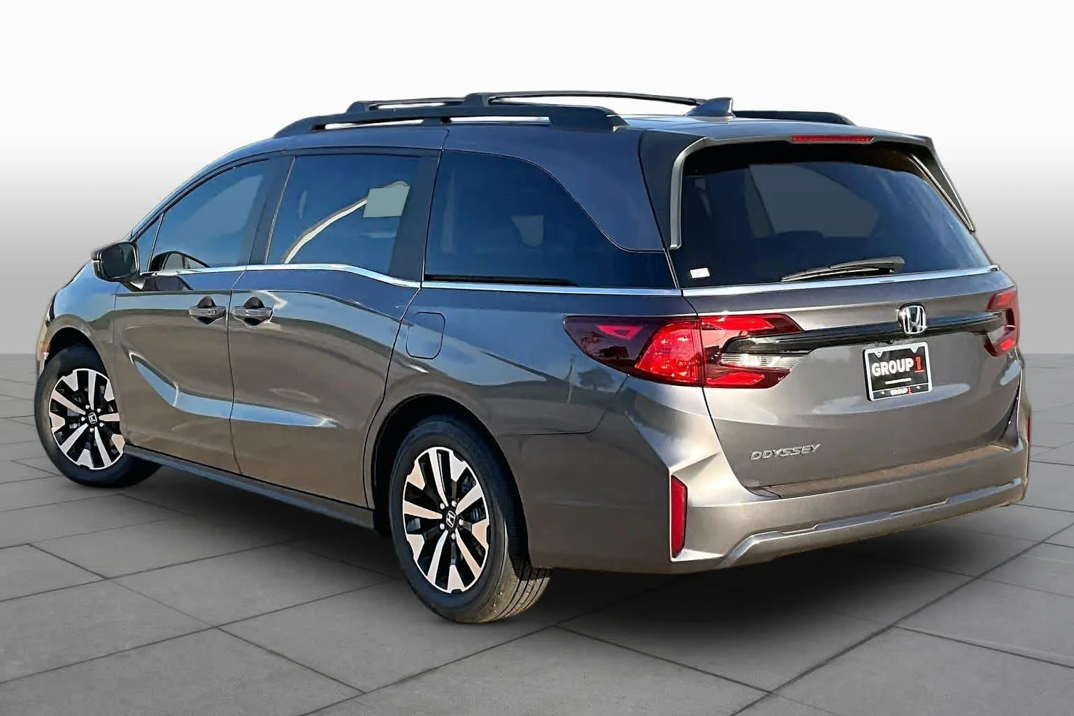 New 2026 Modern Steel Metallic Honda EX-L image 12