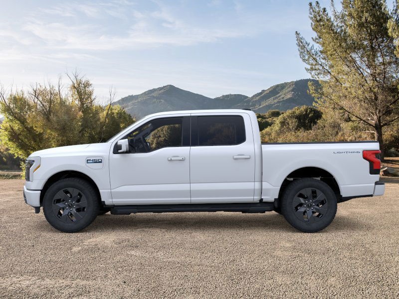 2025 Ford F-150 Lightning Lariat - Photo 25