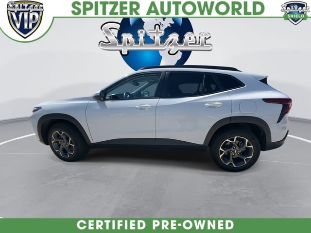 Used 2024 Summit White Chevrolet LT image 6