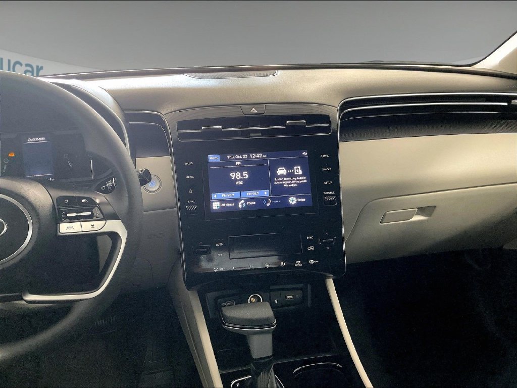 Used 2024 Silver Hyundai SEL image 18