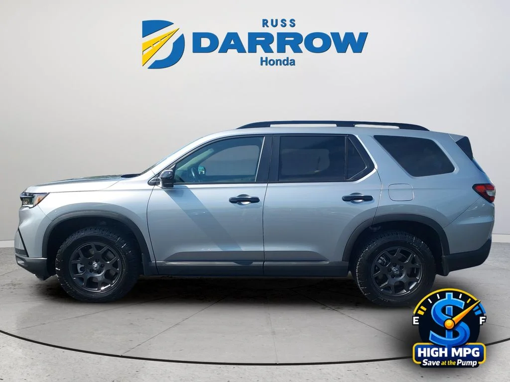 Certified Used 2025 Silver Honda TrailSport image 2