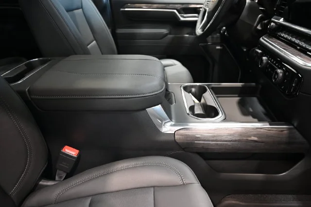 2026 Chevrolet Silverado 3500 HD LTZ - Photo 24
