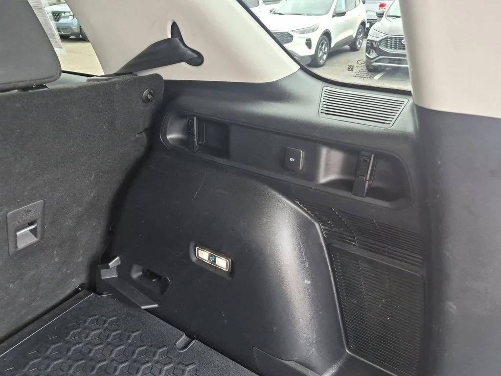 Used 2024 Cactus Green / Gray Ford Big Bend image 17