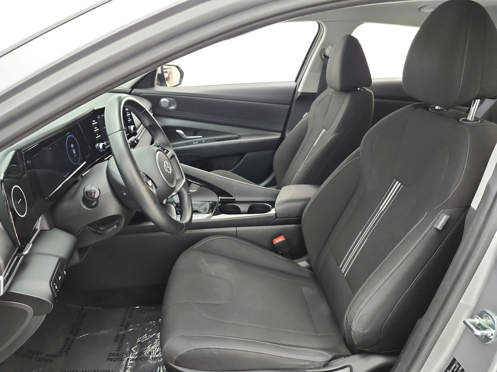 Used 2021 Shimmering Silver Pearl Hyundai SEL IVT image 15