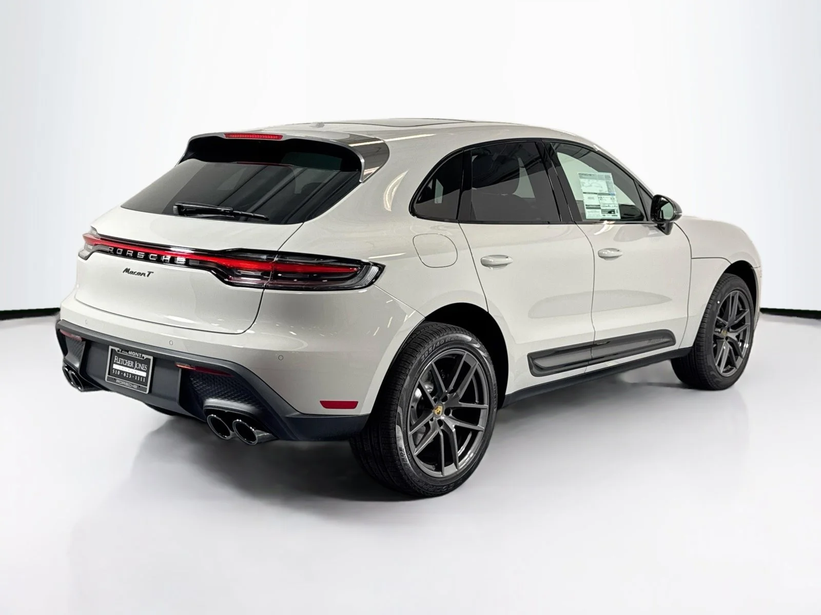 Used 2026 Chalk Porsche T image 9