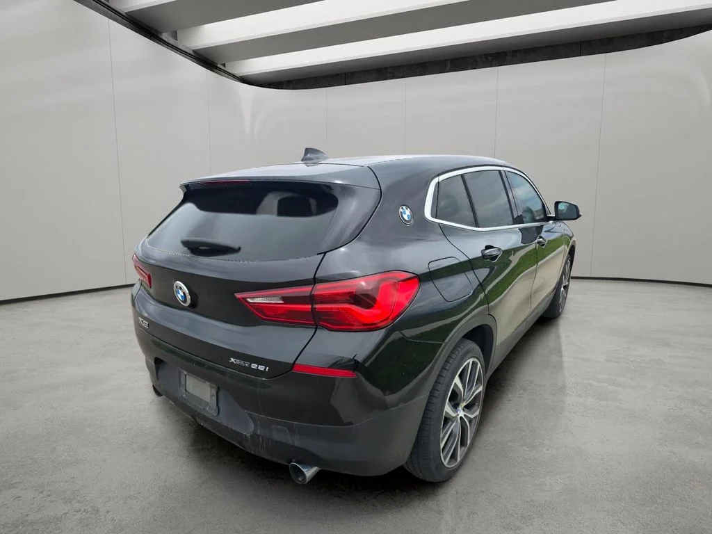 Used 2018 Black Sapphire Metallic BMW xDrive28i image 5