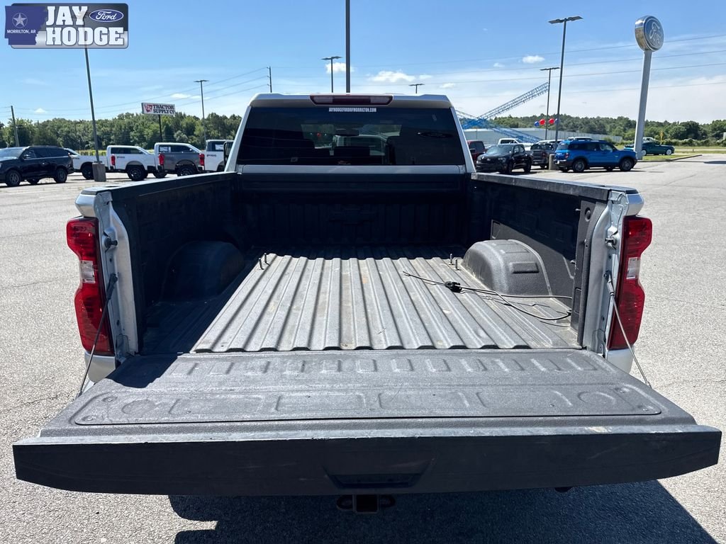 Used 2022 Silver Chevrolet LT image 34