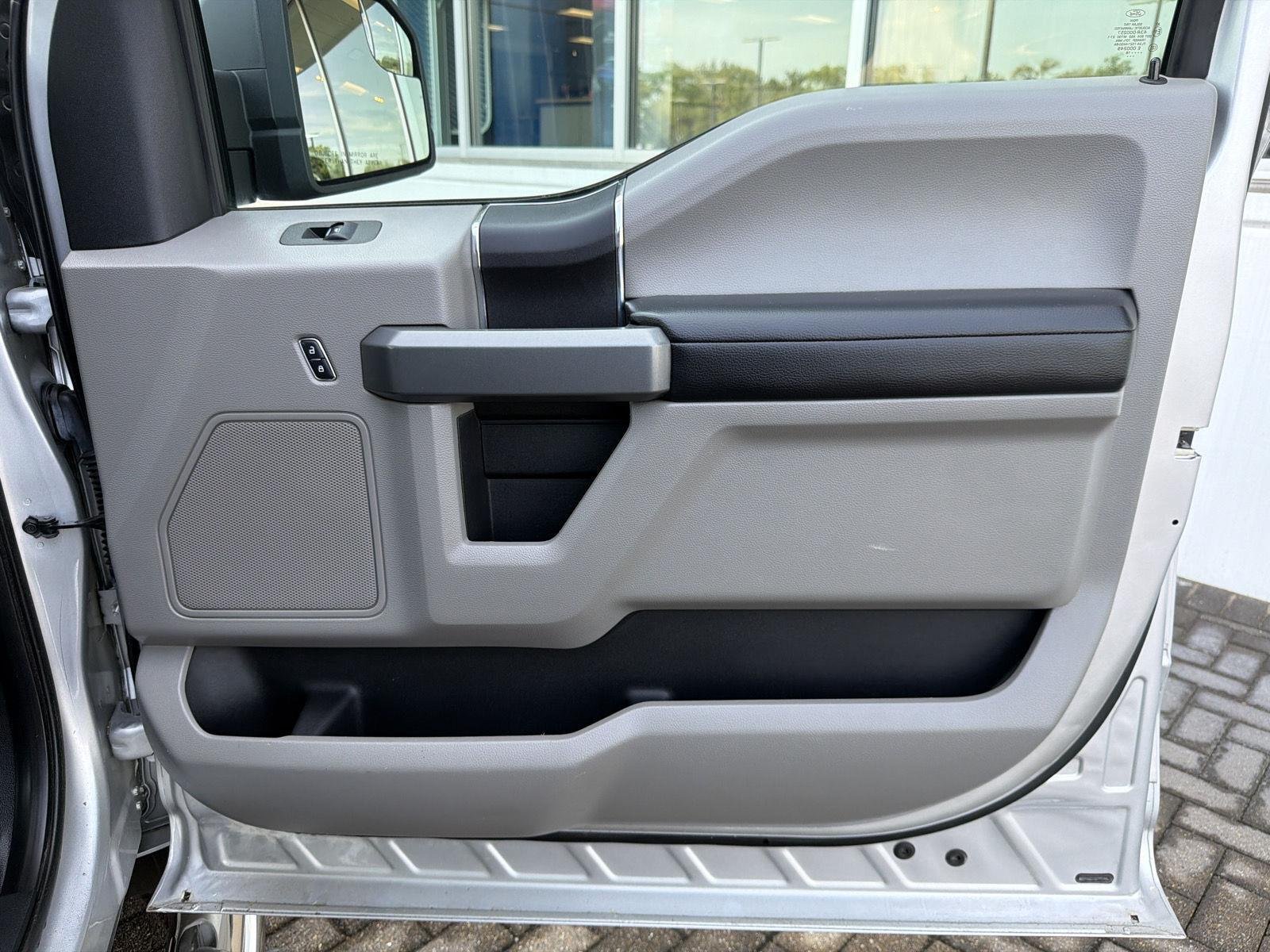 Used 2018 Ingot Silver Metallic Ford XLT image 30
