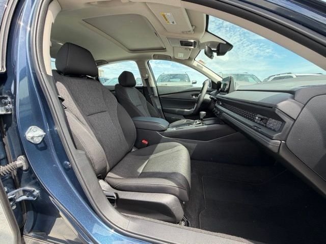 Used 2023 Blue Honda EX image 17
