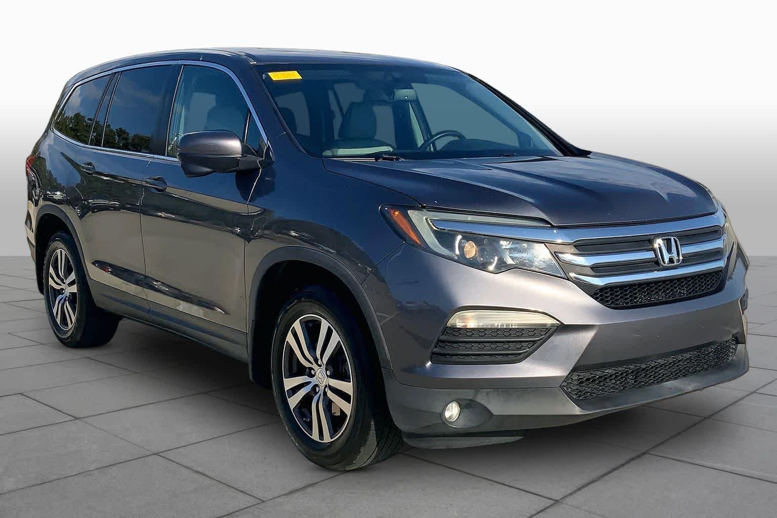 Used 2016 Crystal Black Pearl Honda EX-L image 3
