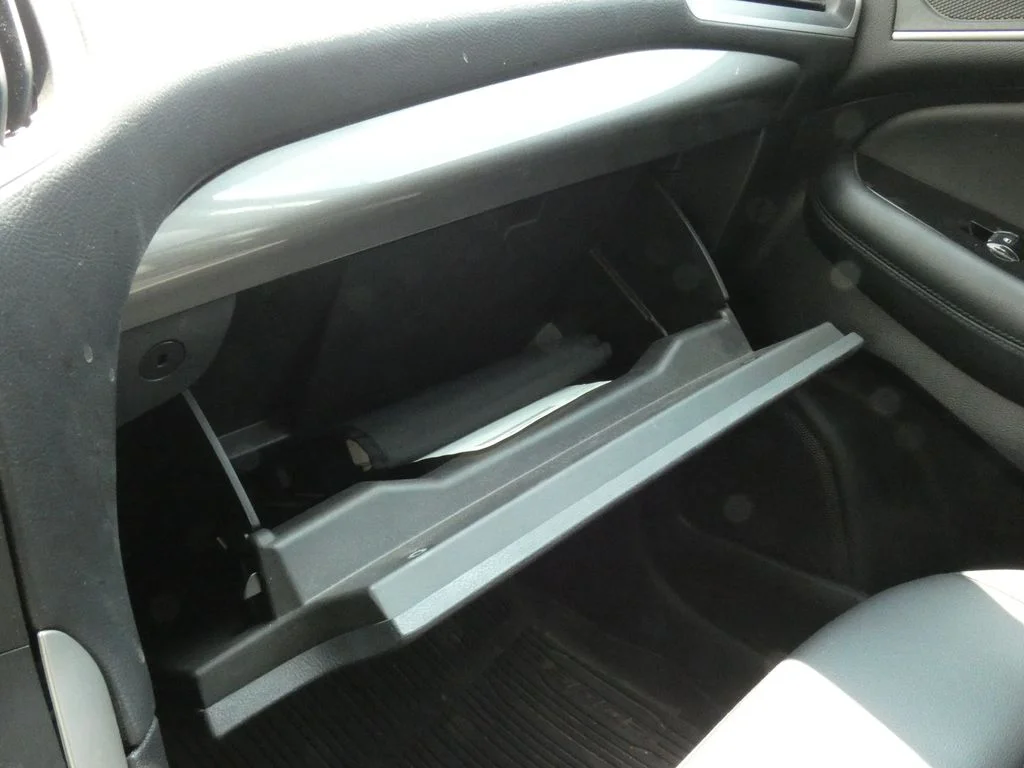 Used 2020 Red Ford SEL image 16
