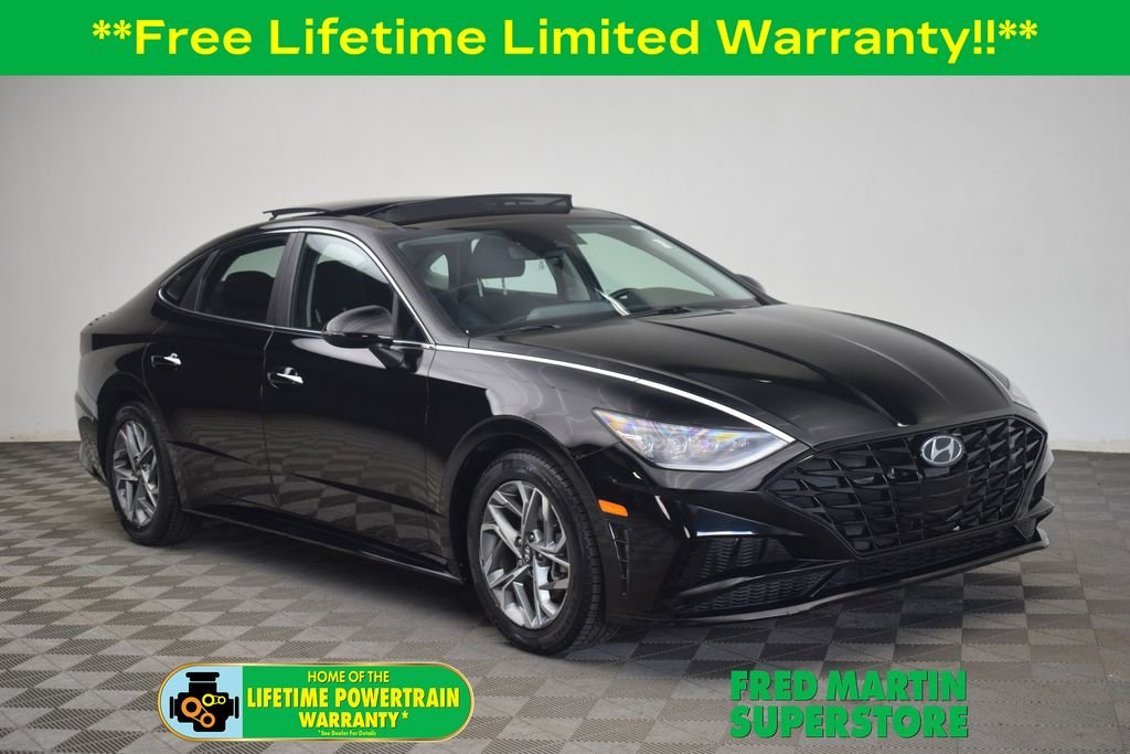 Used 2023 Onyx Black Hyundai SEL image 1