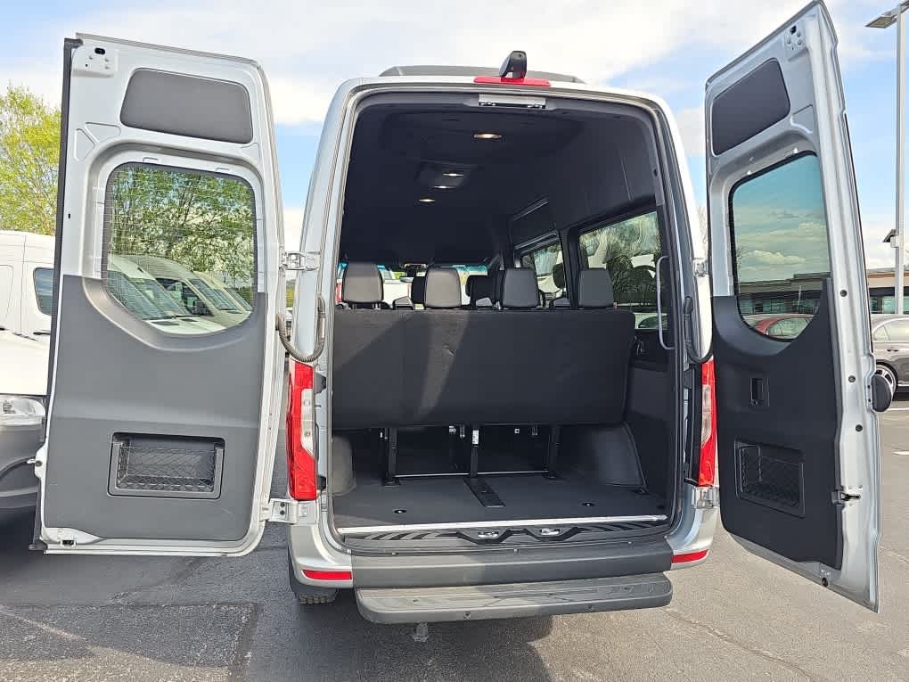2025 Mercedes-Benz Sprinter Passenger Van Base - Photo 7