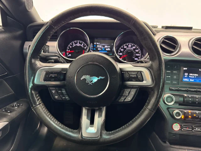 Used 2016 Oxford White Ford GT image 26