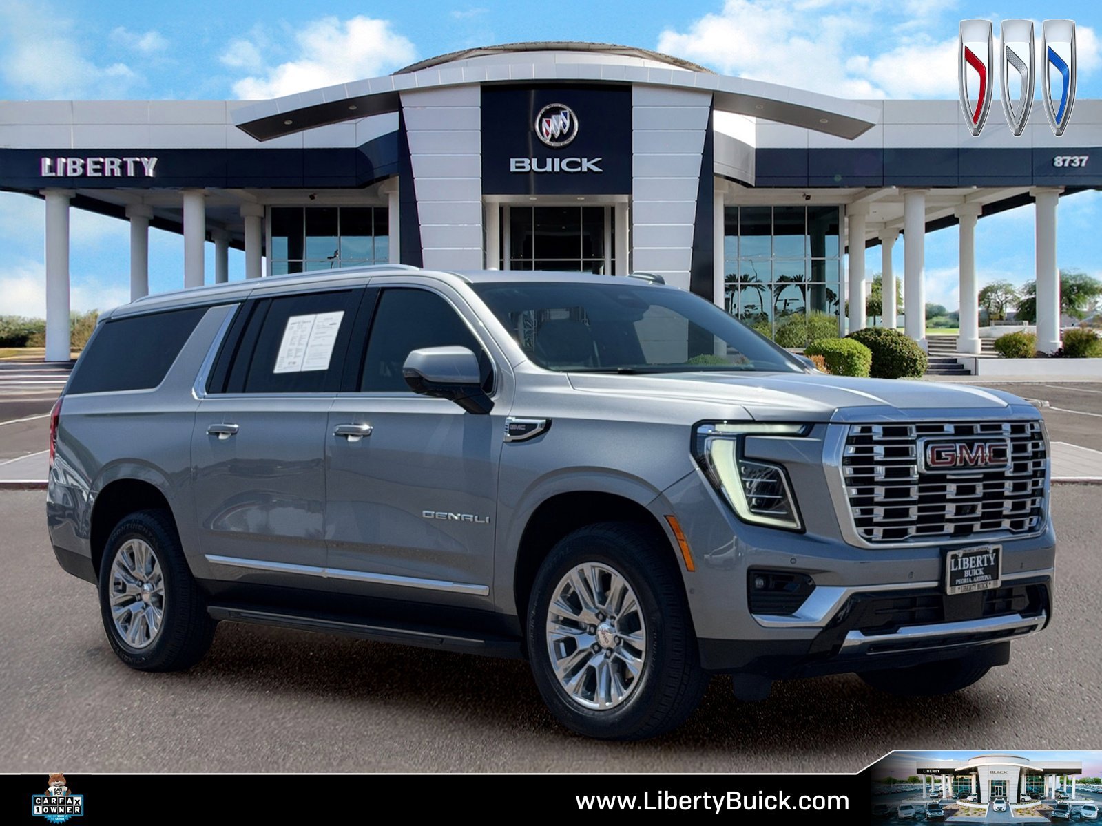 2025 GMC Yukon Denali AWD's photo