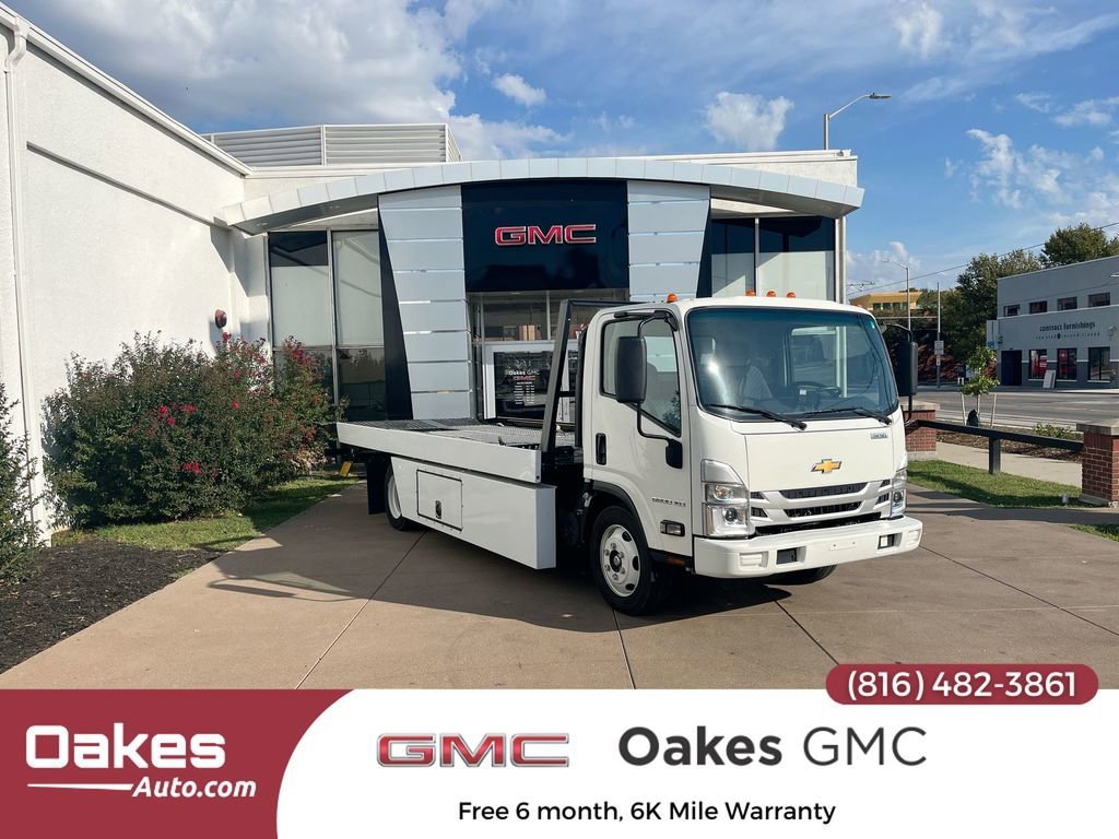 2024 Chevrolet Low Cab Forward's photo