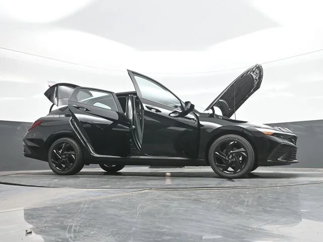 New 2026 Black Hyundai SEL Sport image 31