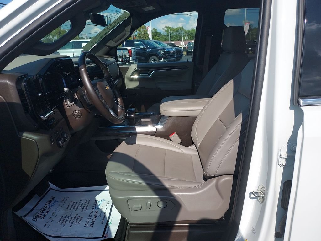 Used 2024 White Chevrolet LTZ image 13