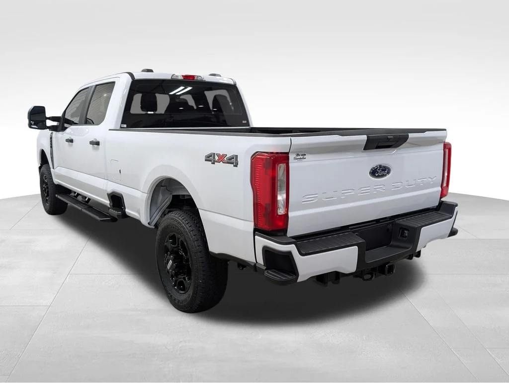 New 2026 Oxford White Ford F-250® XL image 29