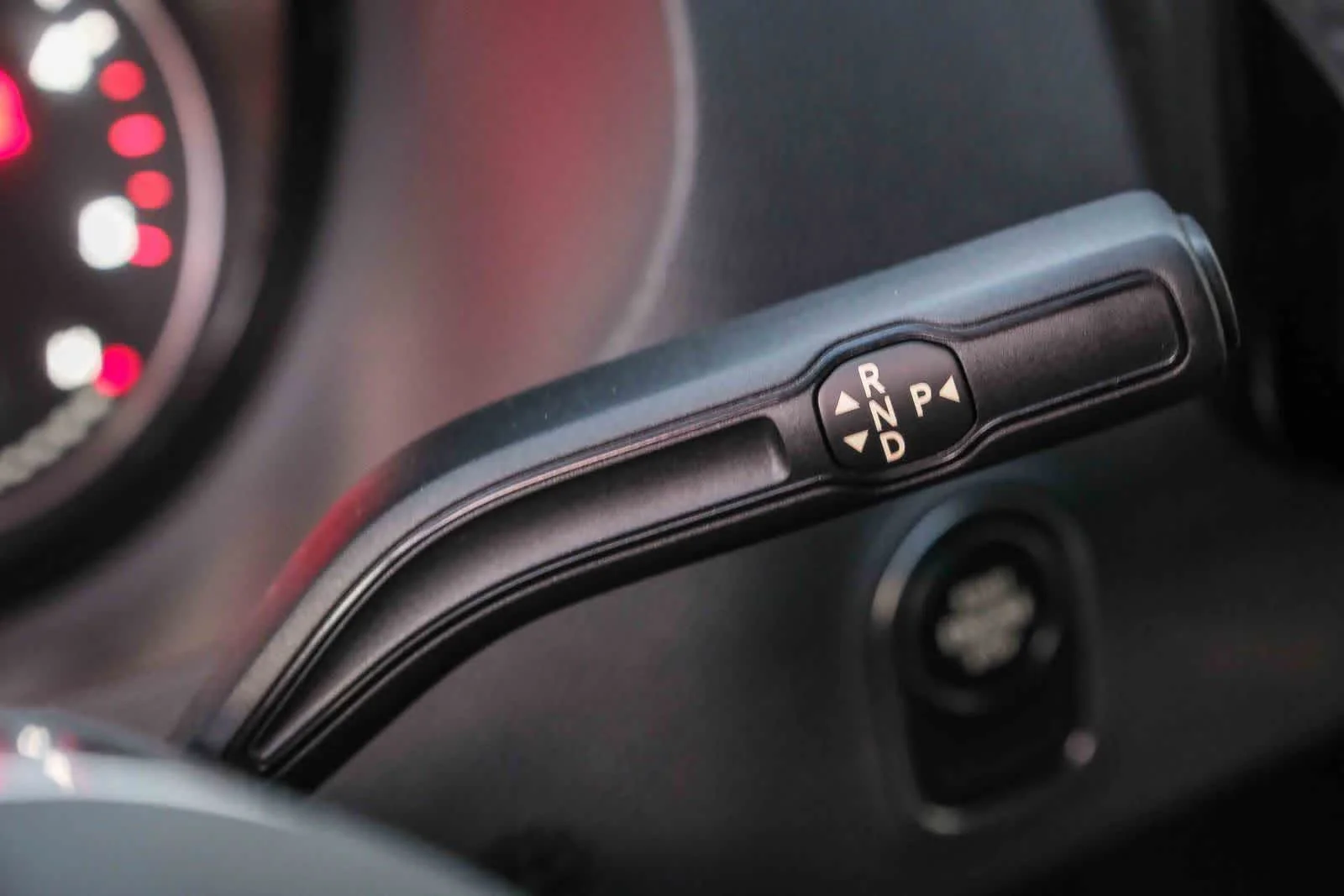 New 2026 Obsidian Black Metallic Mercedes-Benz Passenger 144WB High Roof AWD 2.0L I4 Diesel Turbo image 27