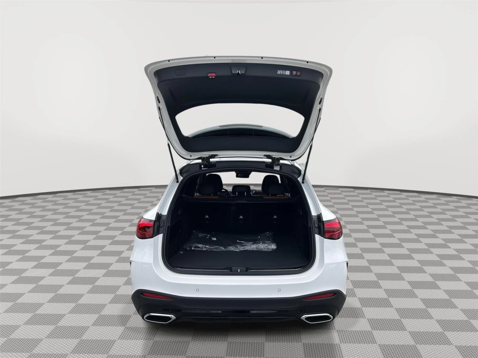 New 2026 Polar White Mercedes-Benz GLC 300 image 26