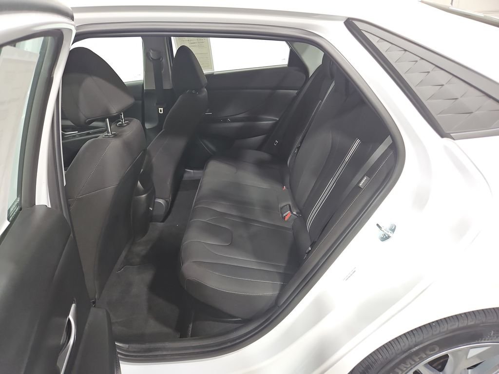 Certified Used 2025 White Hyundai Blue image 25