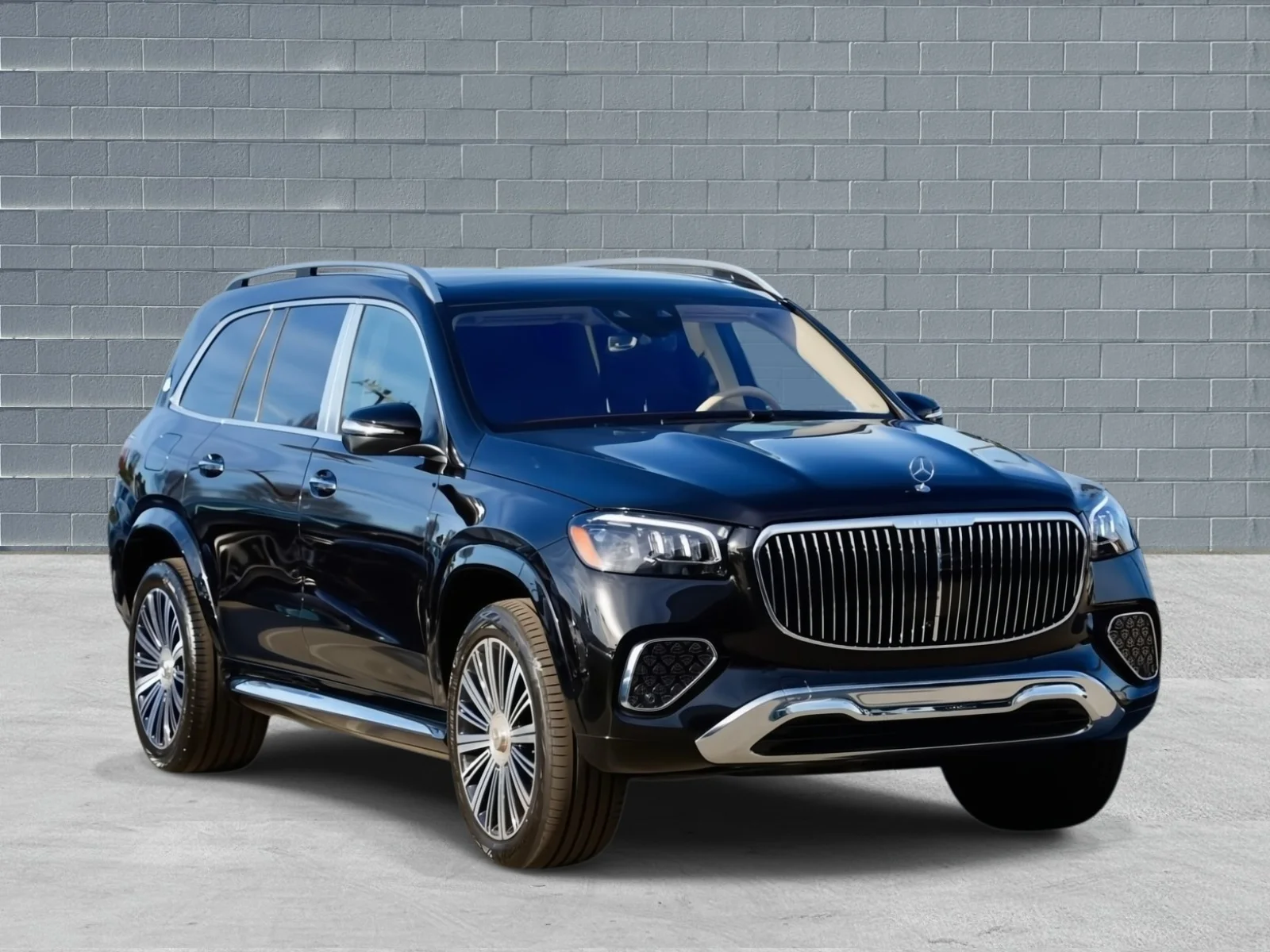 2026 Mercedes-Benz GLS Maybach GLS 600's photo
