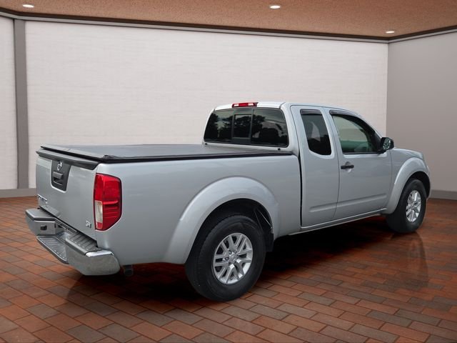 Used 2017 Brilliant Silver Nissan SV image 3