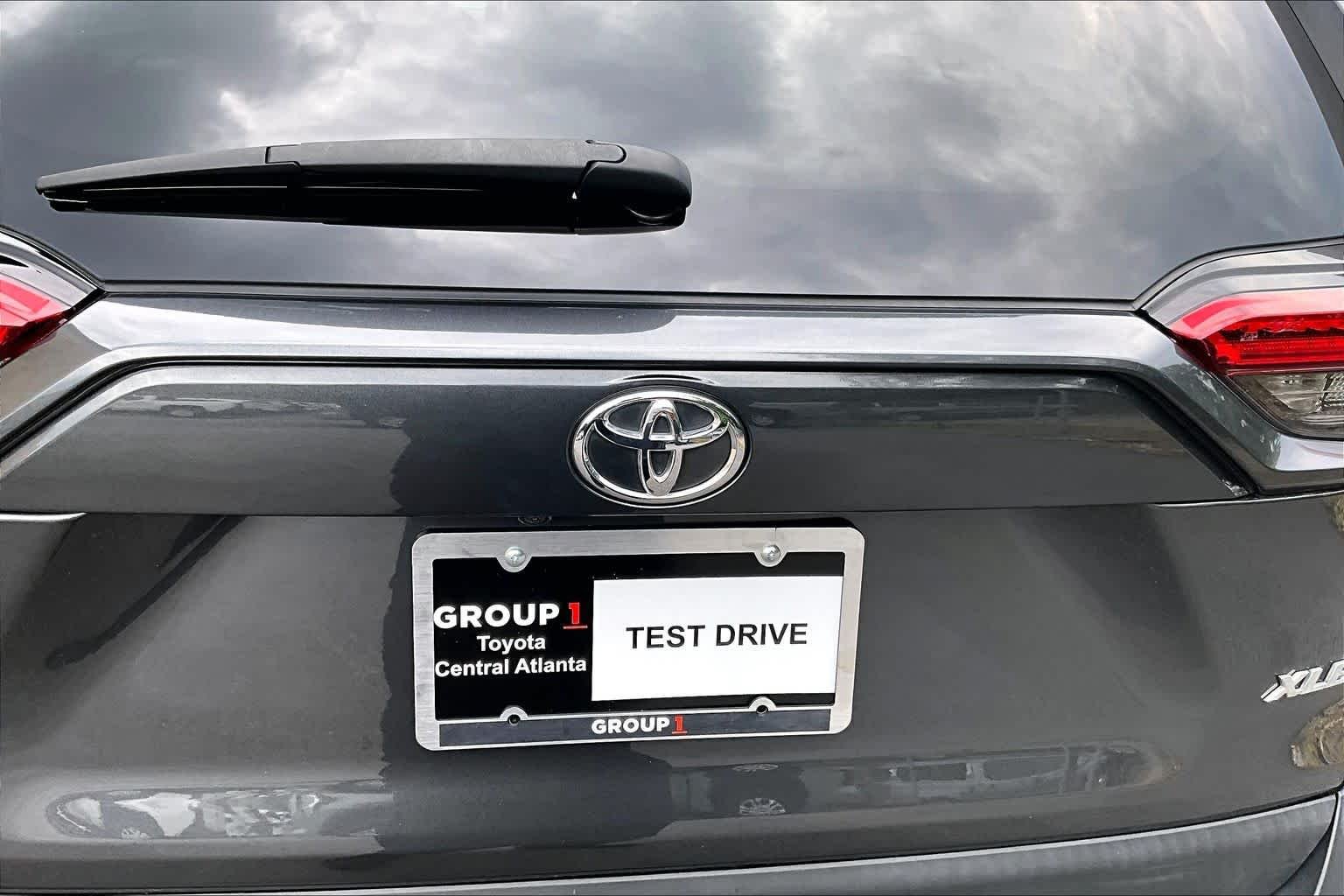 Used 2023 Magnetic Gray Metallic Toyota XLE Premium image 31